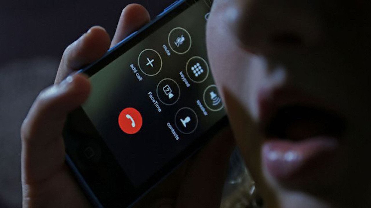 Giải cứu nam sinh suýt bị bọn lừa đảo khống chế lên máy bay để đòi tiền gia đình