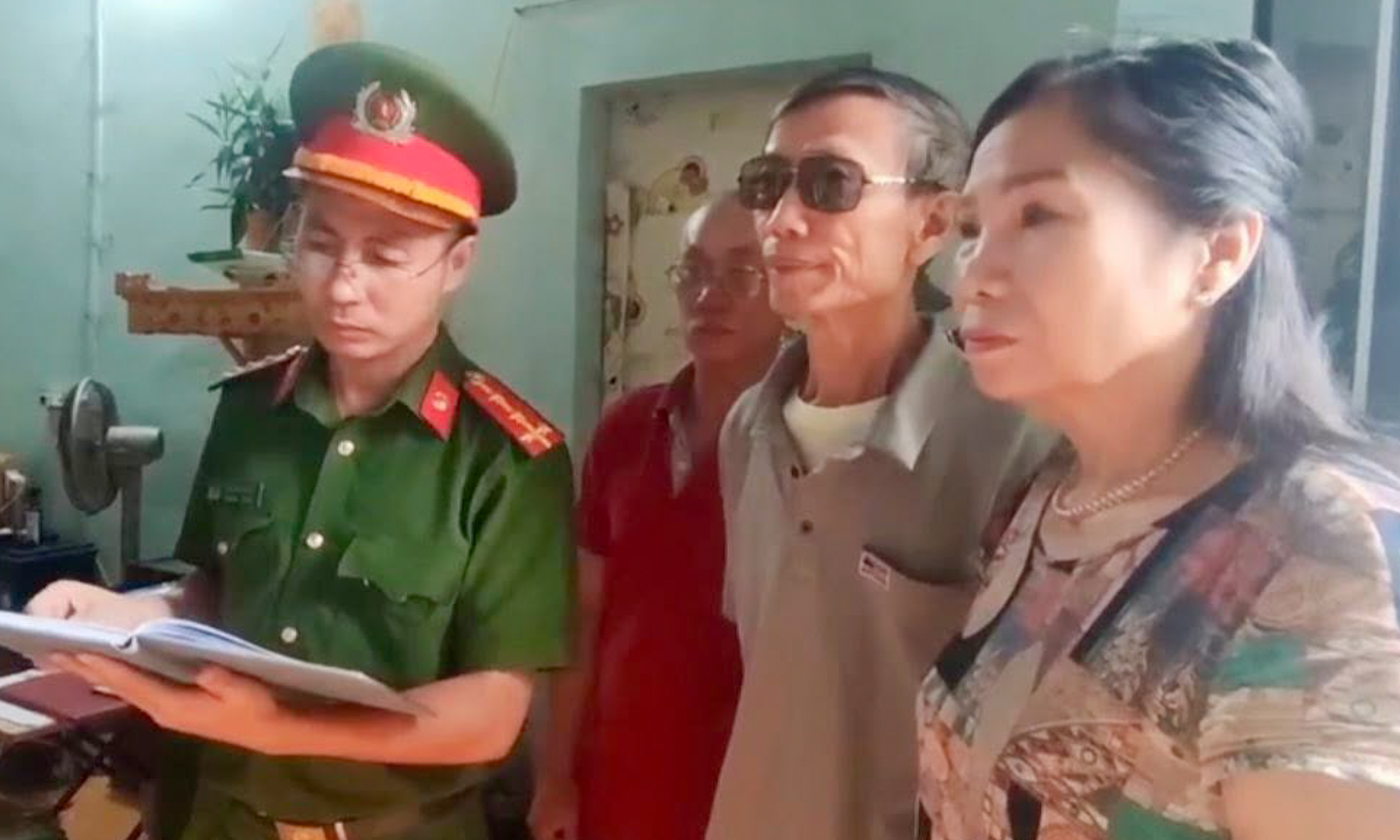 Khám xét nơi ở người kêu gọi từ thiện không minh bạch ở Điện Biên