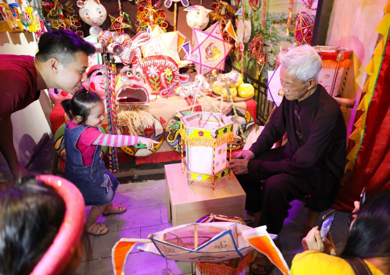 Những địa điểm chơi Trung thu ở Hà Nội