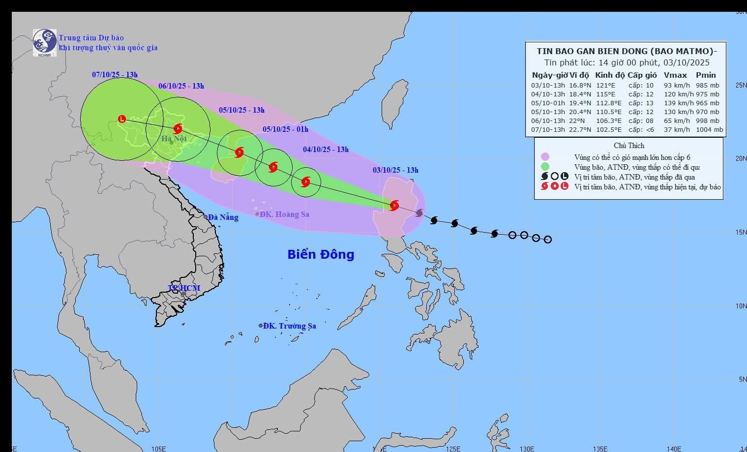 Bão Matmo khả năng cao đổ bộ đất liền Quảng Ninh