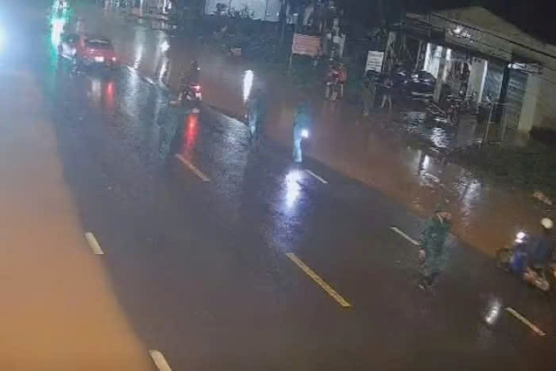 Chủ tịch UBND xã ở Đắk Lắk tử vong khi điều tiết giao thông 