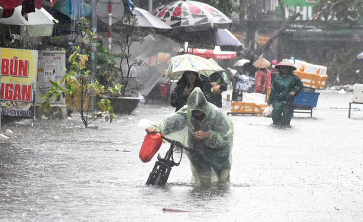 Dự báo thời tiết 7/10: Mưa lớn bao trùm miền Bắc và Thanh Hoá, nguy cơ ngập úng