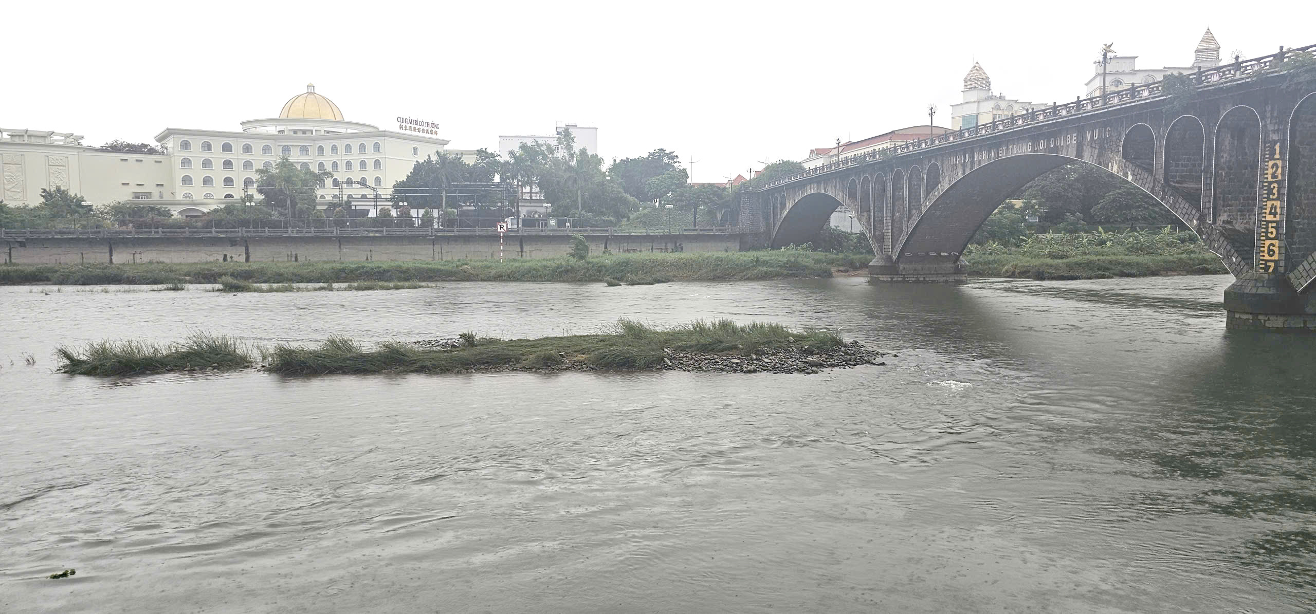 Tin mới nhất bão số 11 Matmo: Khu vực Móng Cái thế nào?