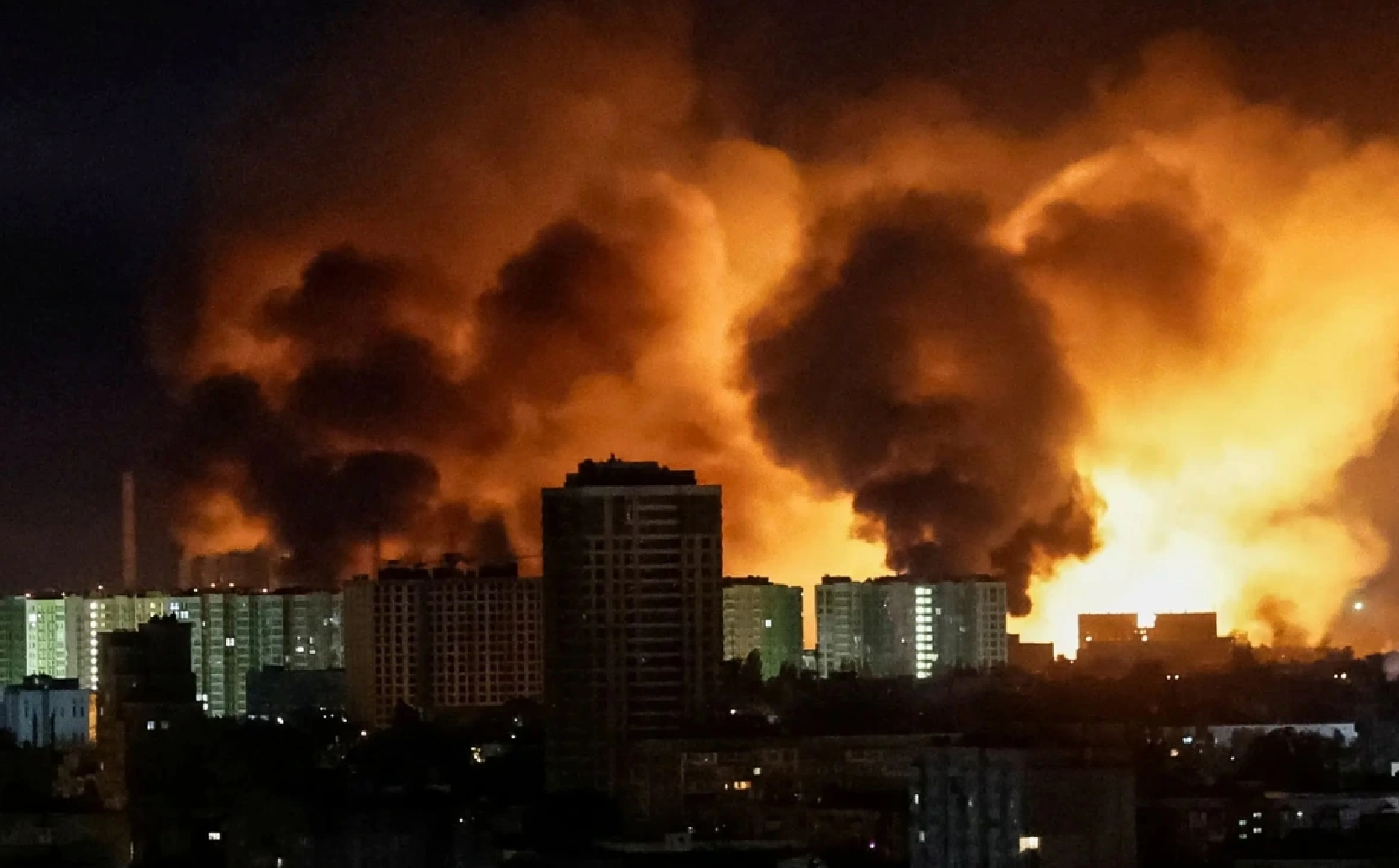 Nga tập kích vào thủ đô Kiev bằng tên lửa và máy bay không người lái