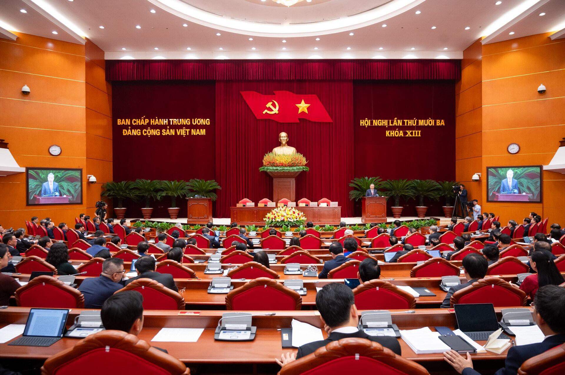 Tích hợp 3 văn kiện thành Báo cáo chính trị: Tránh trùng lặp, tiết kiệm tiền của