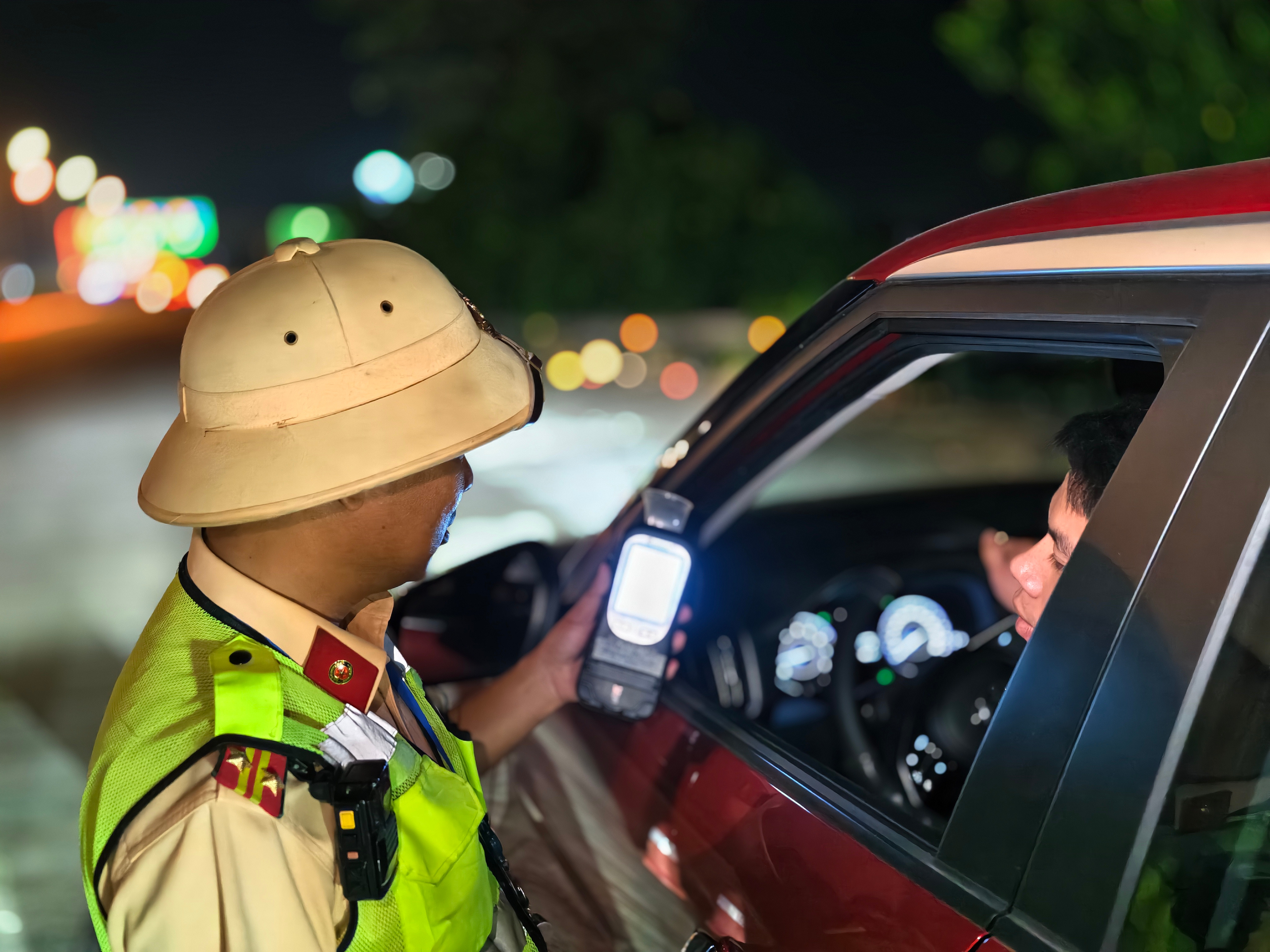 Hơn 2.500 tài xế vi phạm nồng độ cồn trong đêm 18/10, nhiều nhất tại Bắc Ninh