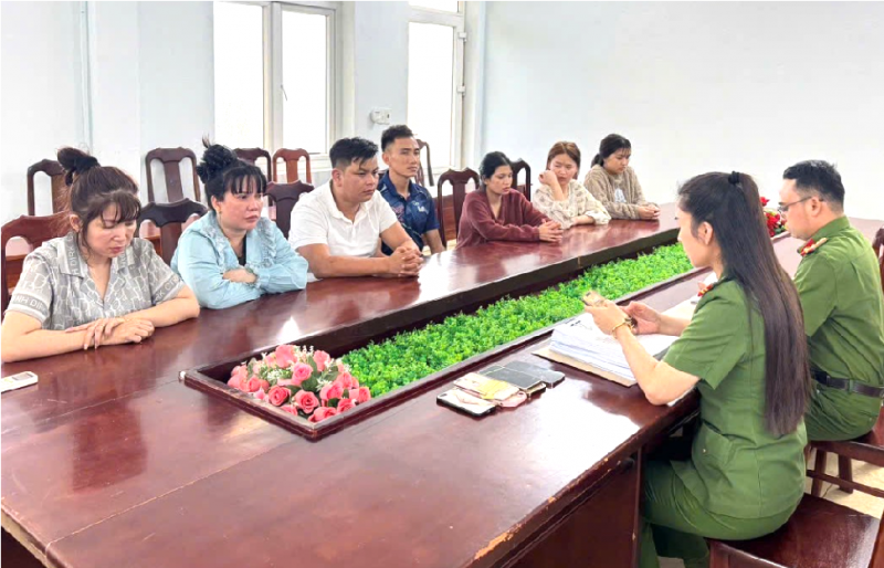 Bắt nhóm đối tượng mua bán người dưới 16 tuổi liên tỉnh