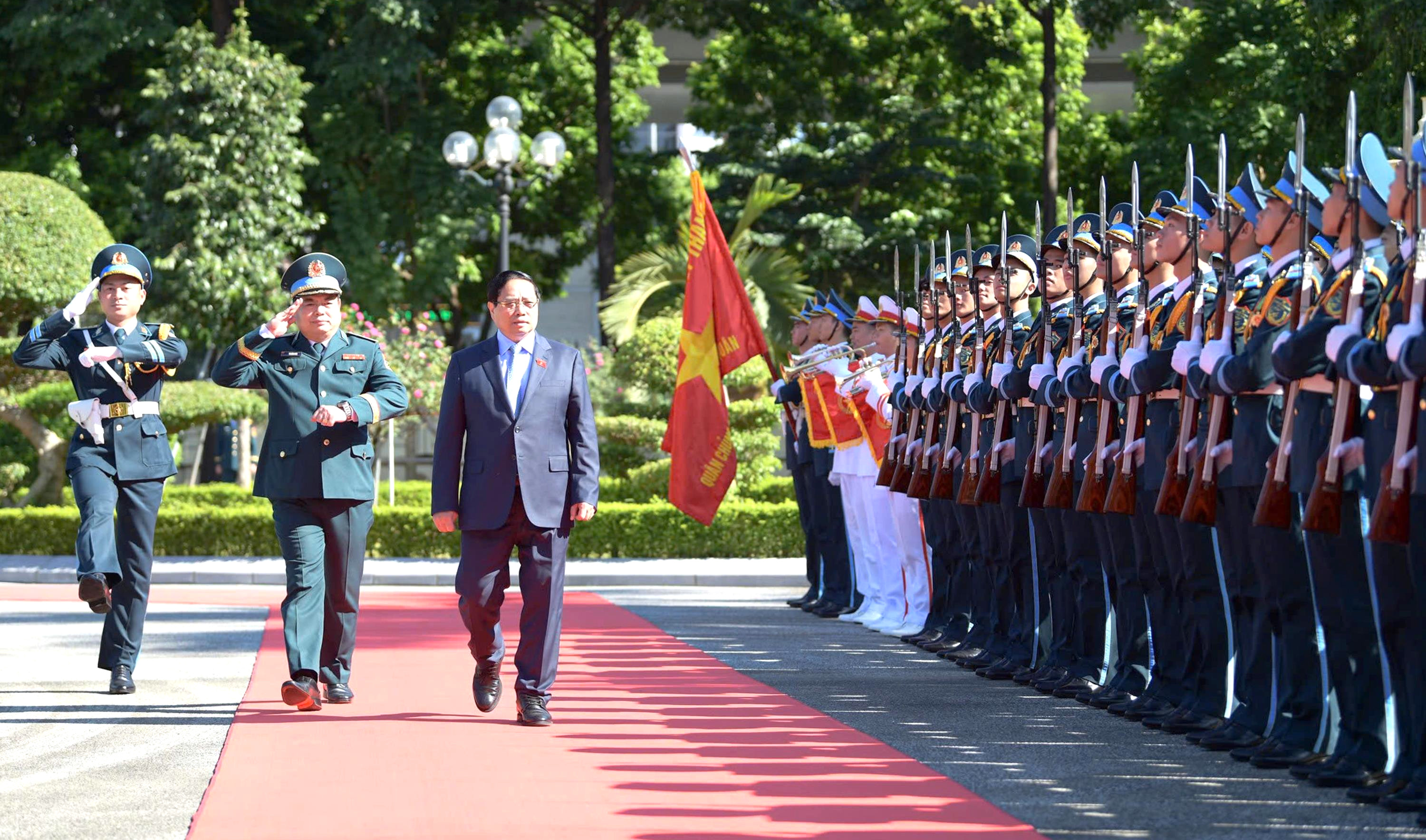 Thủ tướng yêu cầu Phòng không - Không quân nghiên cứu xây dựng 'Vòm Phòng không bền vững' 