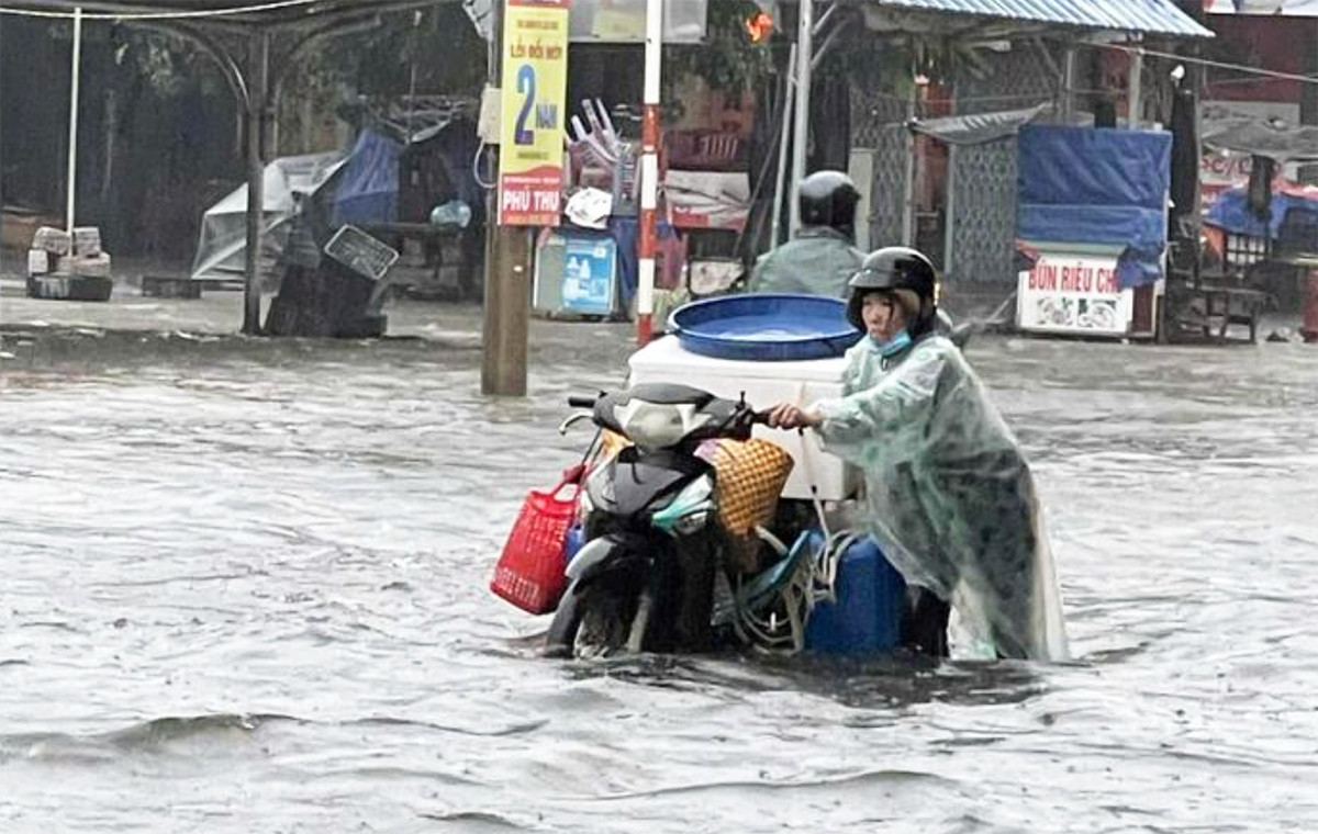 Tin mưa rất to trên 800mm ở Huế, Đà Nẵng và dự báo thời tiết cả nước ngày 28/10