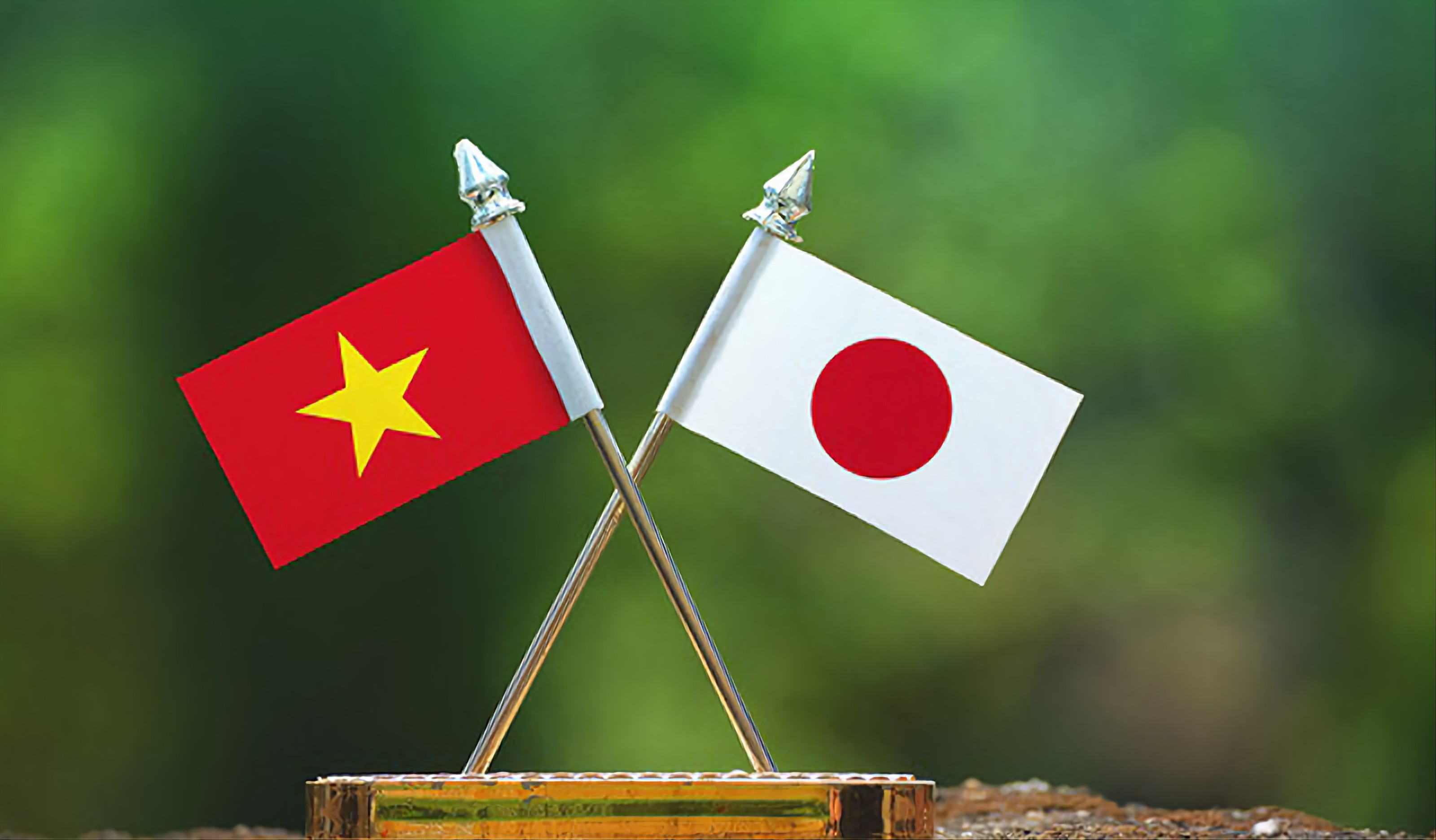 Nhật Bản trao tặng Huân chương Mặt trời mọc cho nguyên lãnh đạo cấp cao Việt Nam