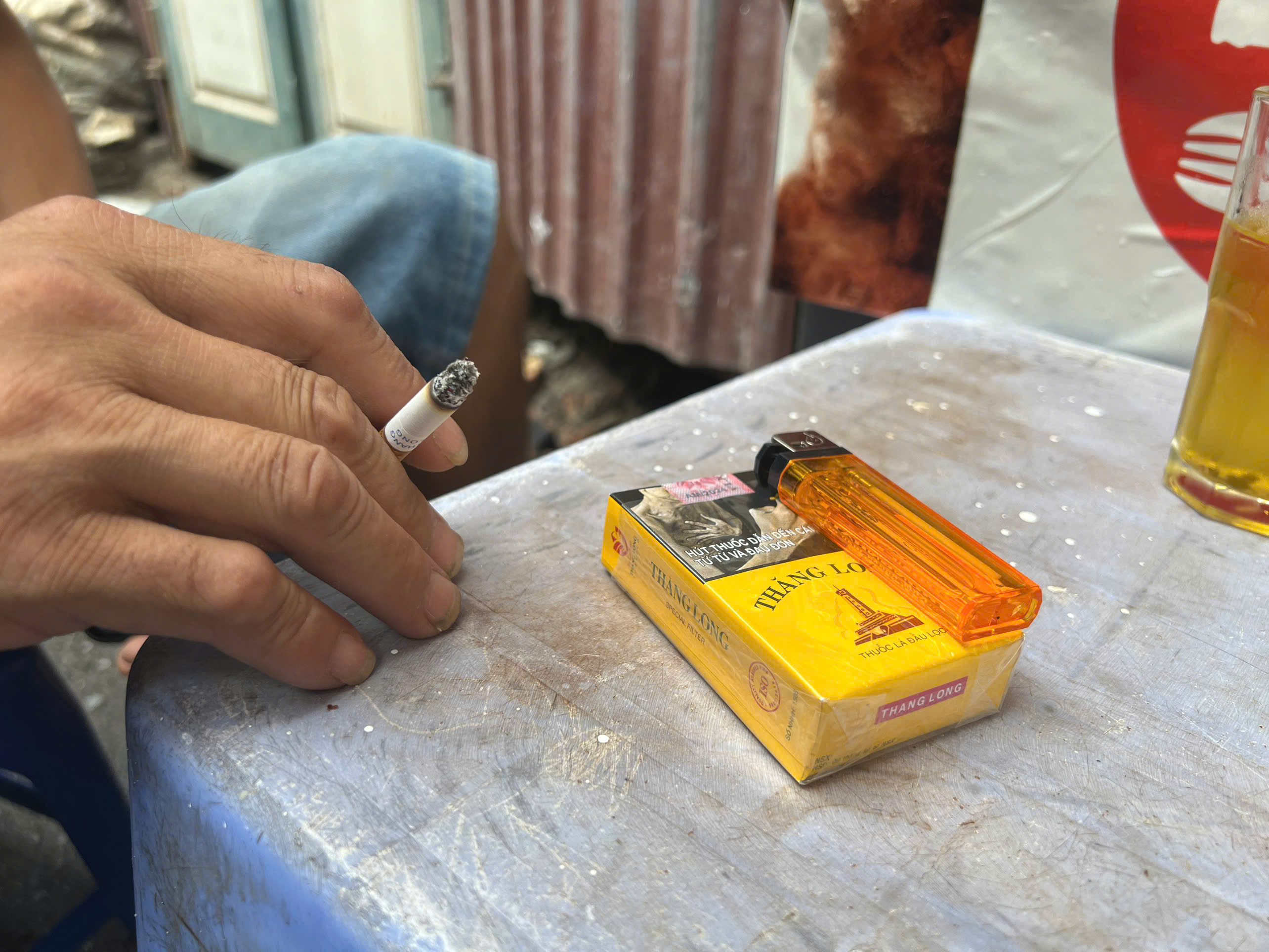 Thuốc lá - Thủ phạm âm thầm hủy hoại sức khỏe sinh sản nam giới