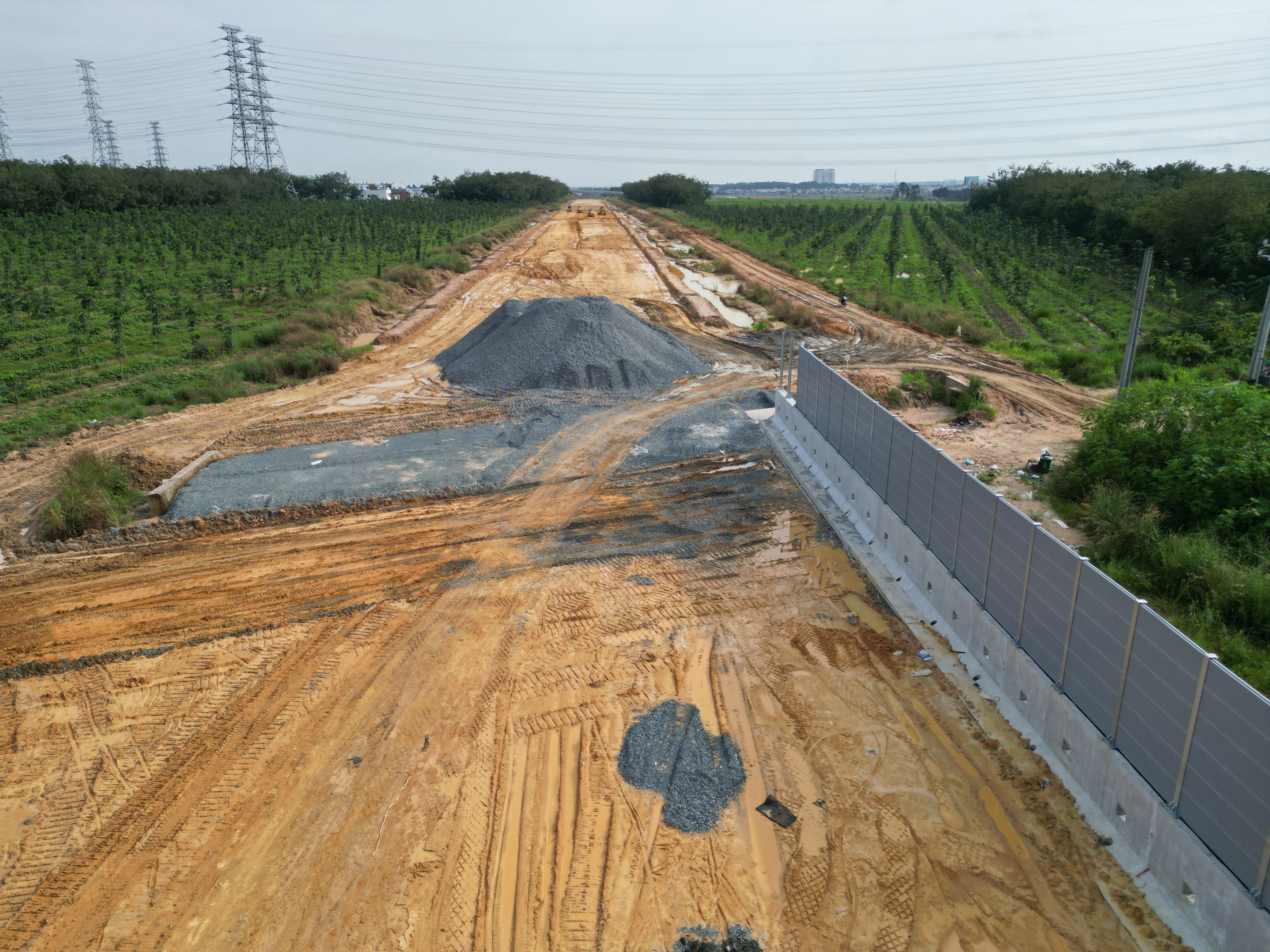 Cận kề ngày thông xe, cao tốc Biên Hòa - Vũng Tàu qua Đồng Nai hiện ra sao?