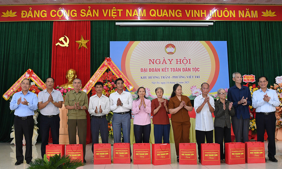 Phó Thủ tướng Bùi Thanh Sơn dự Ngày hội Đại đoàn kết toàn dân tộc tại Phú Thọ