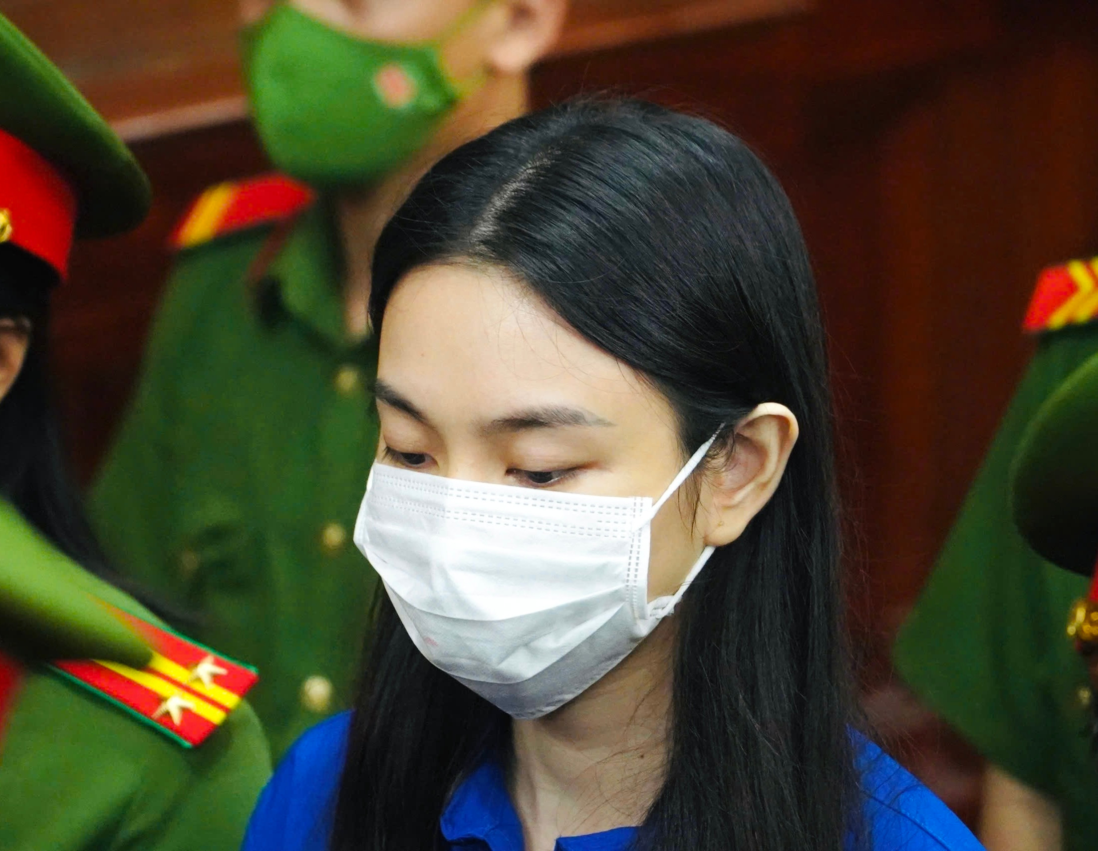 Luật sư đề nghị áp dụng hình phạt cải tạo không giam giữ cho Thuỳ Tiên