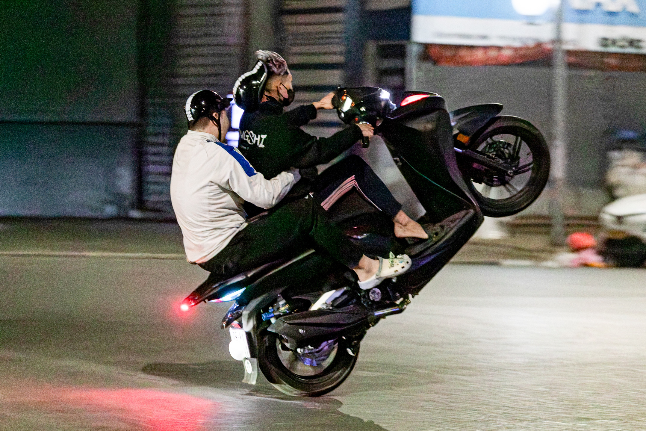 Tóm gọn nhóm ‘quái xế’ náo loạn đường phố Hà Nội sau phản ánh của VTC News