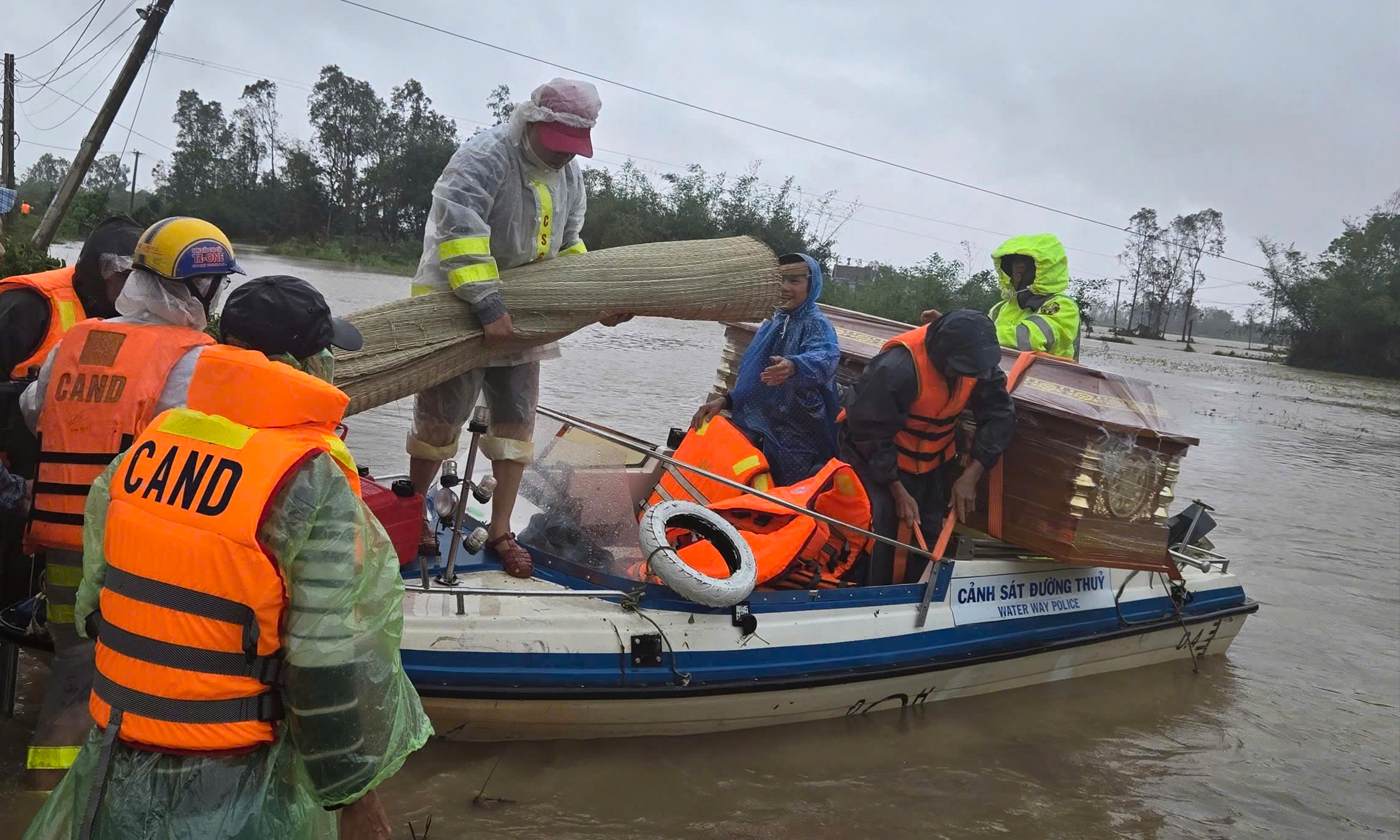 Mưa lũ khiến 68 người chết và mất tích, 28.460 nhà ngập, thiệt hại 8.980 tỷ đồng