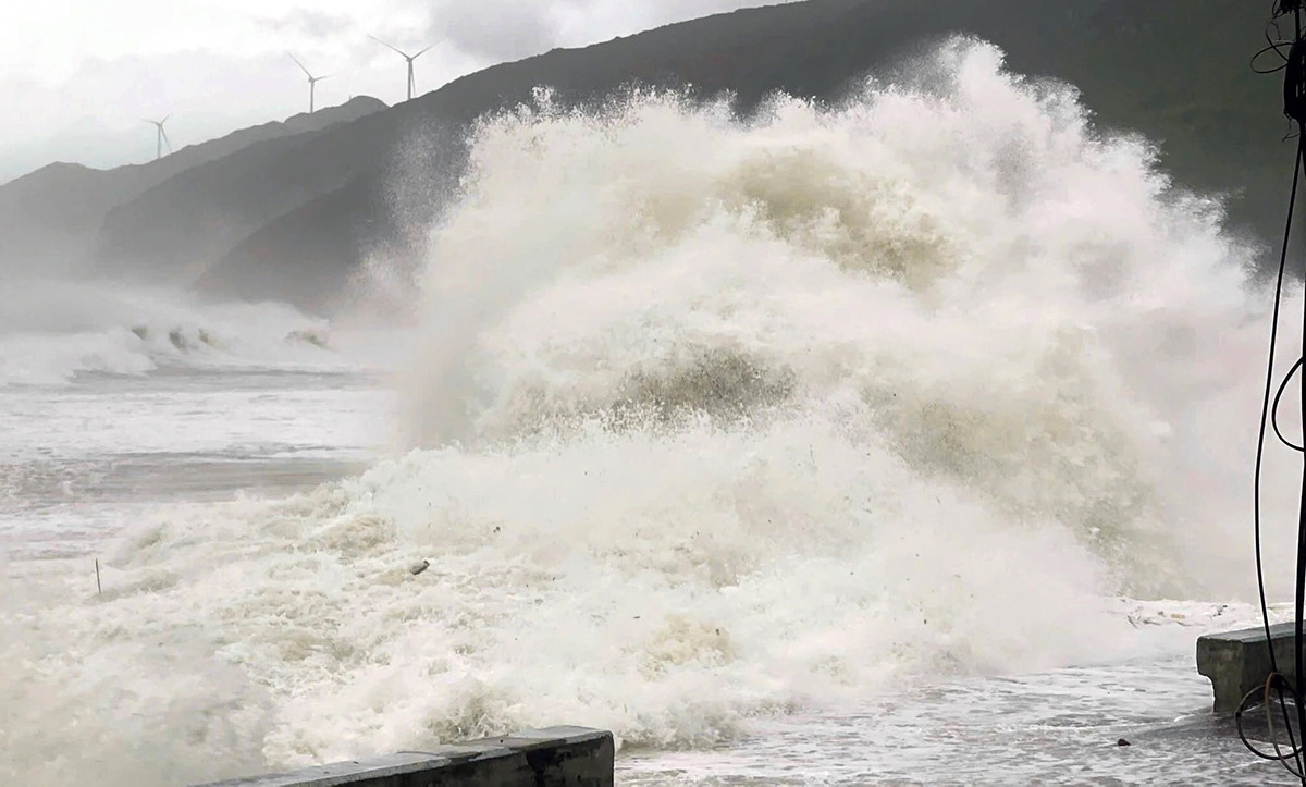 Bão số 15 Koto mạnh lên, dự báo tồn tại trên biển gần 6 ngày