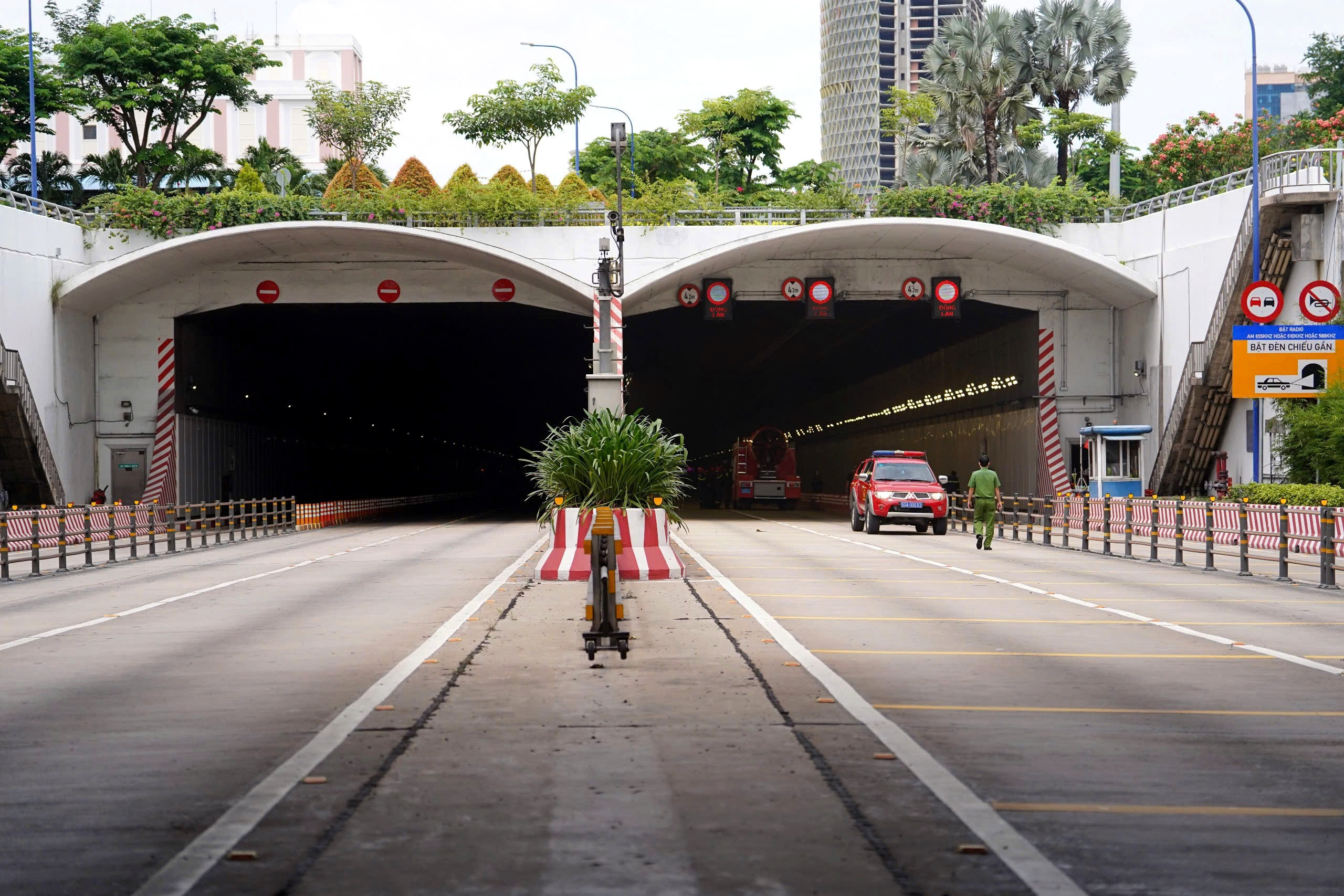 TP.HCM điều chỉnh giao thông hầm sông Sài Gòn và cầu Tân Thuận 1