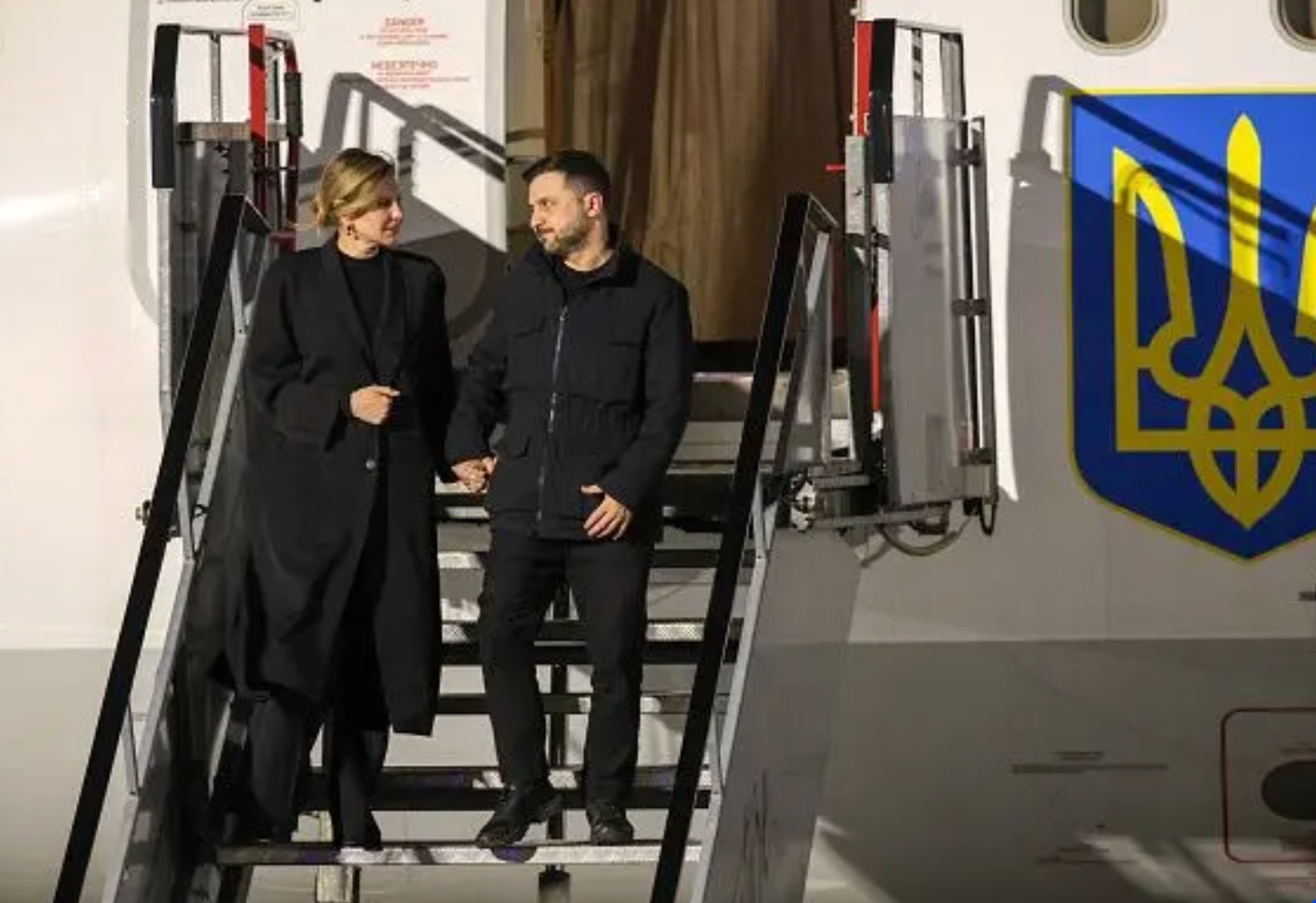 Phát hiện 5 UAV bí ẩn bay gần chuyên cơ của Tổng thống Zelensky