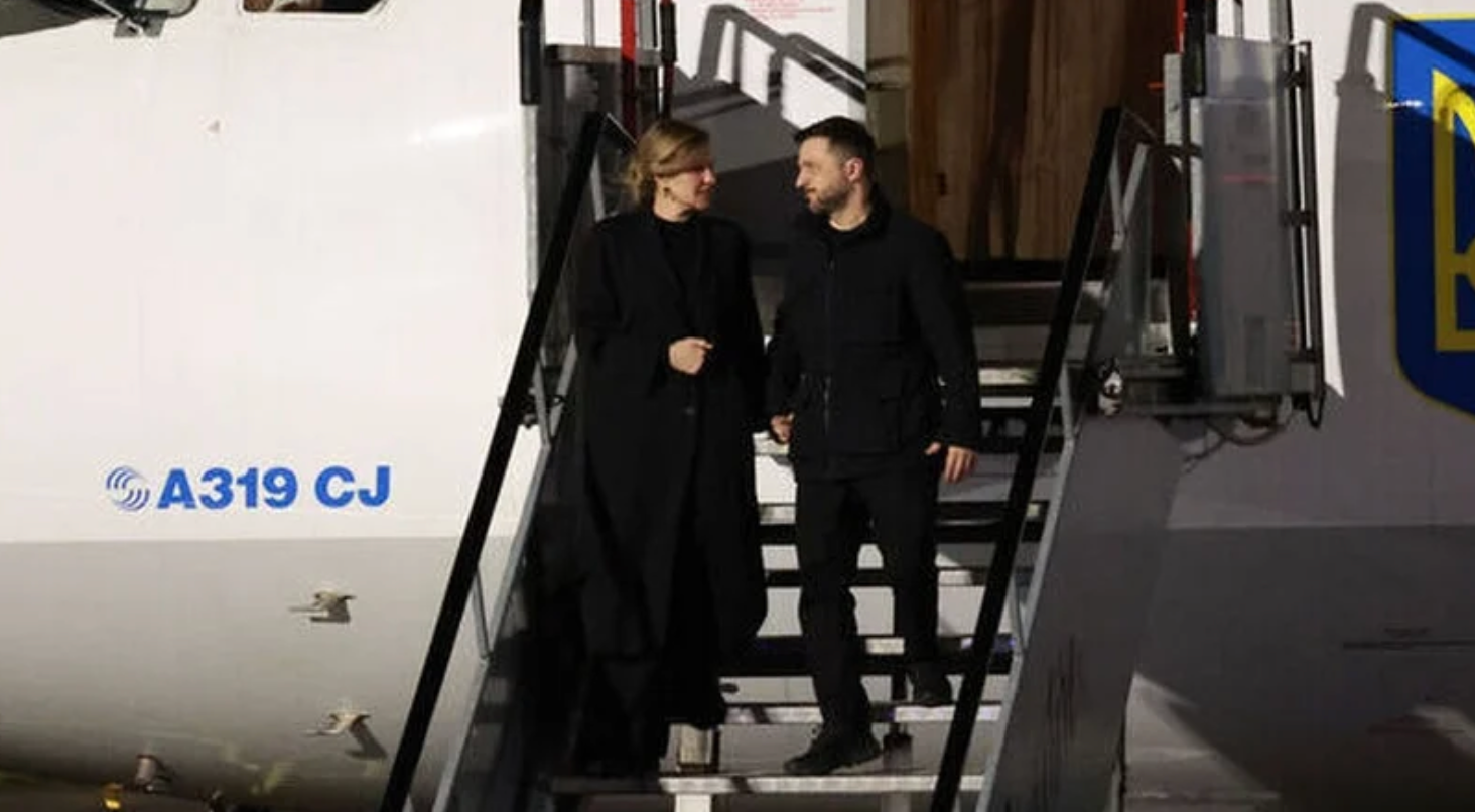 UAV lạ tiếp cận chuyên cơ chở Tổng thống Zelensky, Ukraine nói gì?