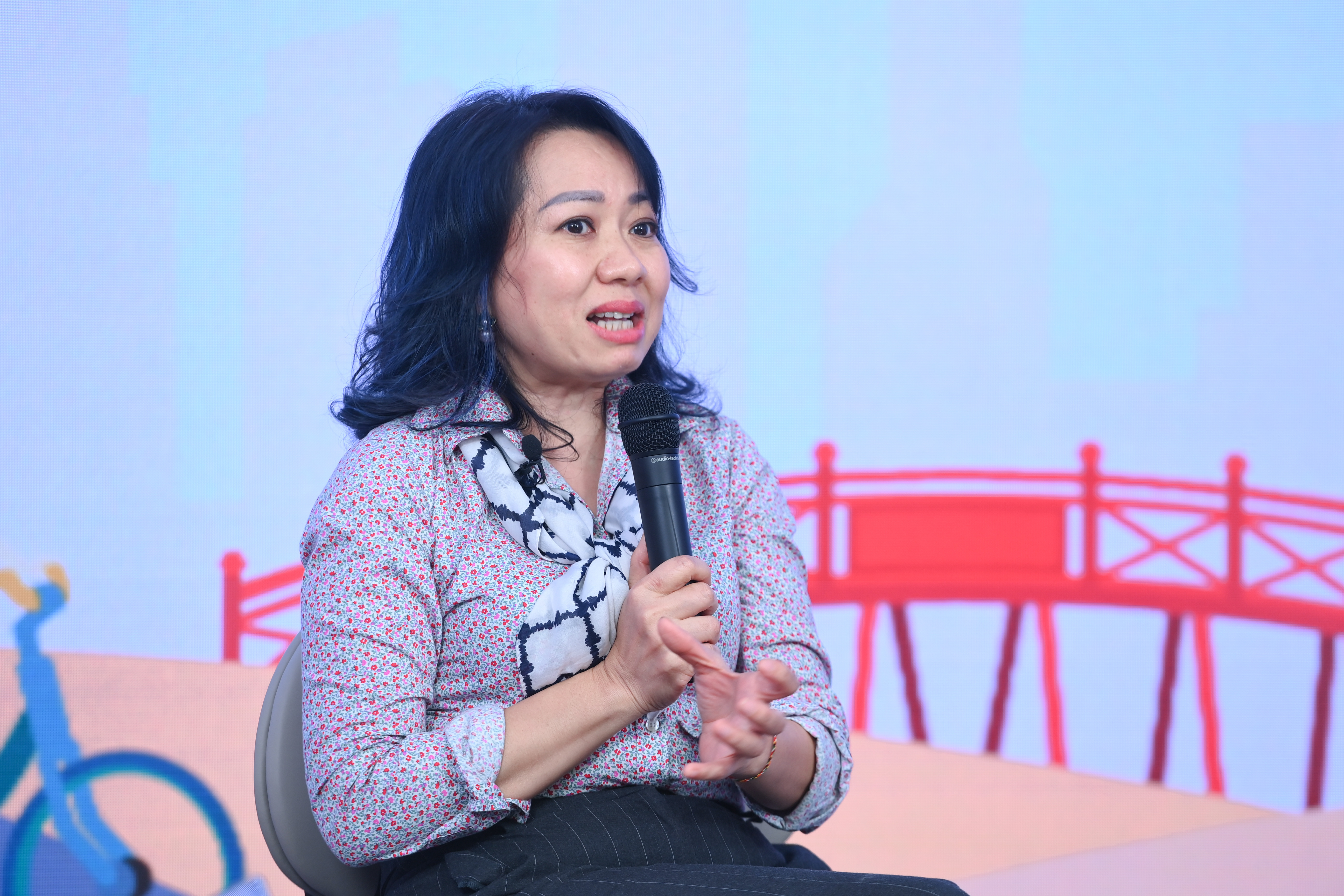 Hà Nội như lòng chảo hứng chịu các tác động làm ô nhiễm không khí