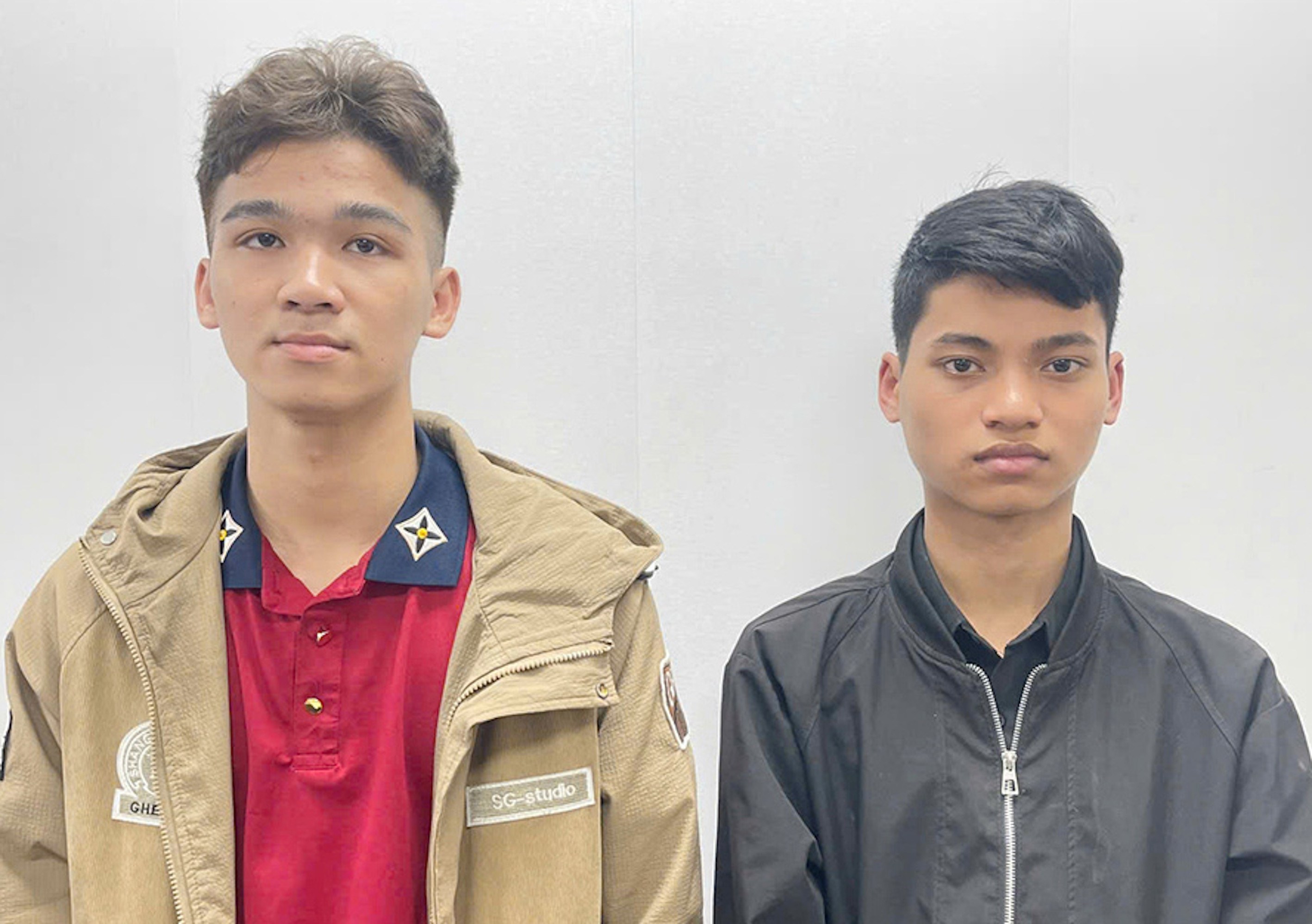 Bắt 2 thanh niên ở Thanh Hóa kề dao vào cổ tài xế để cướp xe