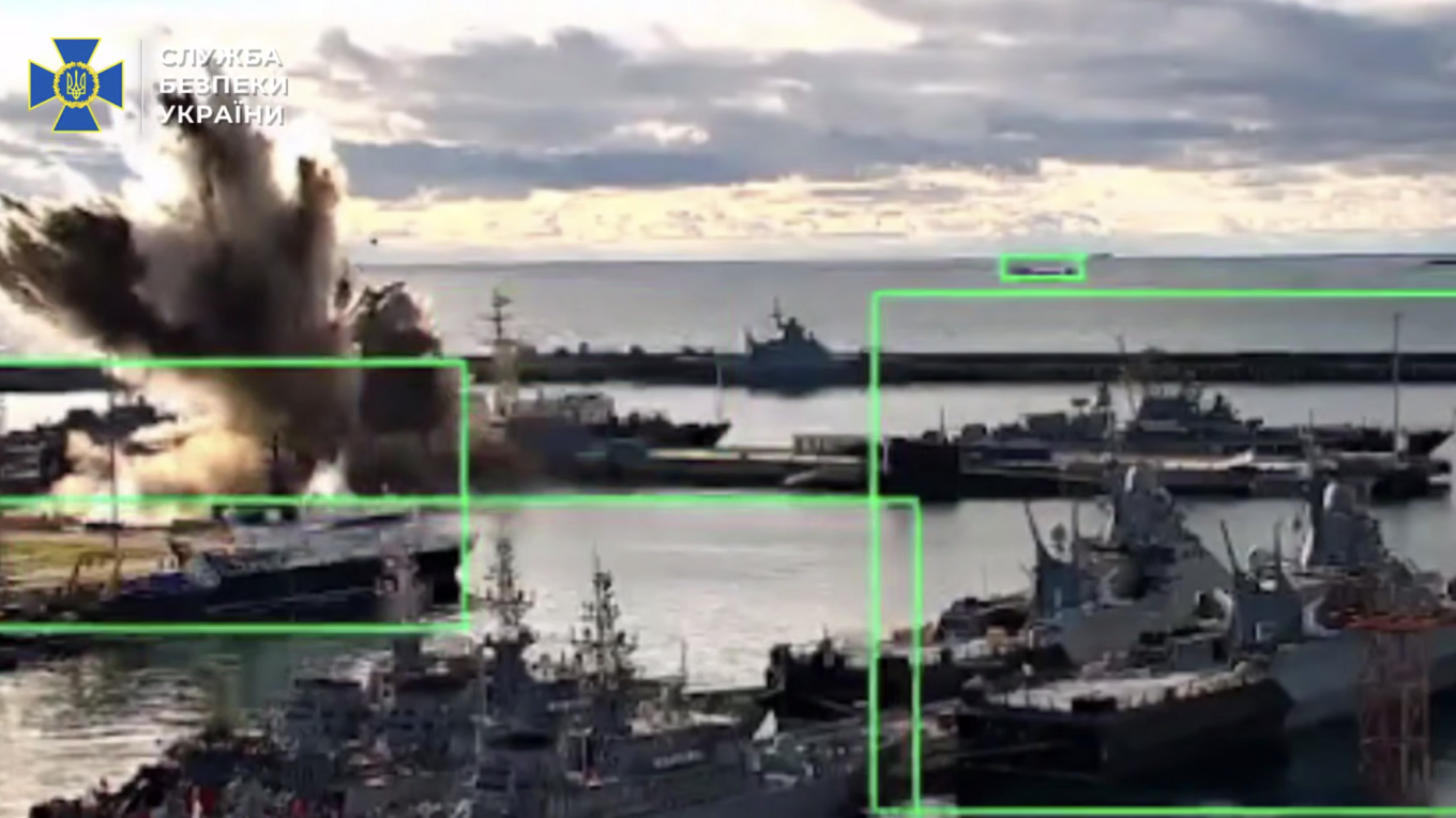 Diễn biến chiến sự Nga - Ukraine ngày 16/12: UAV Ukraine tấn công tàu ngầm Nga