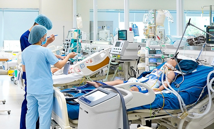 Từ sốt, ho thông thường, bé gái 6 tuổi suy đa cơ quan do cúm A