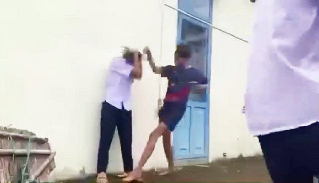 Điều tra vụ nữ sinh lớp 8 ở Đà Nẵng bị đánh hội đồng phải nhập viện