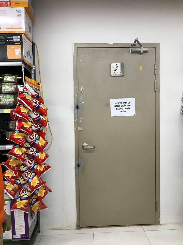 30705466_10211507080462065_5325340017713741824_n 6