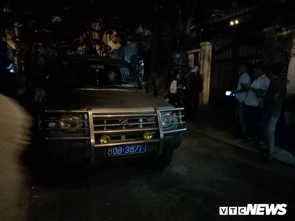 41903781_2191895774422106_164437749254848512_n