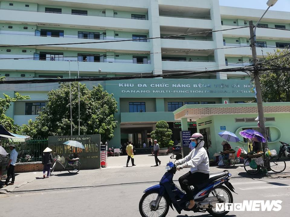 42382590_306983963218394_940477144948015104_n