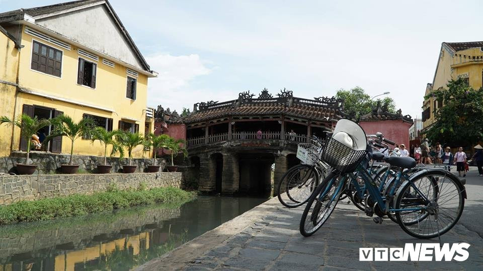 37743375_2008105729208692_481750195076333568_n 3