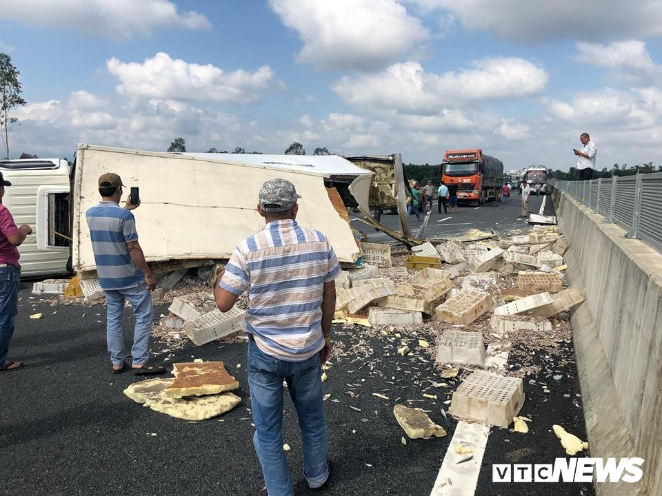 48414062_216199169292465_6987446761597960192_n