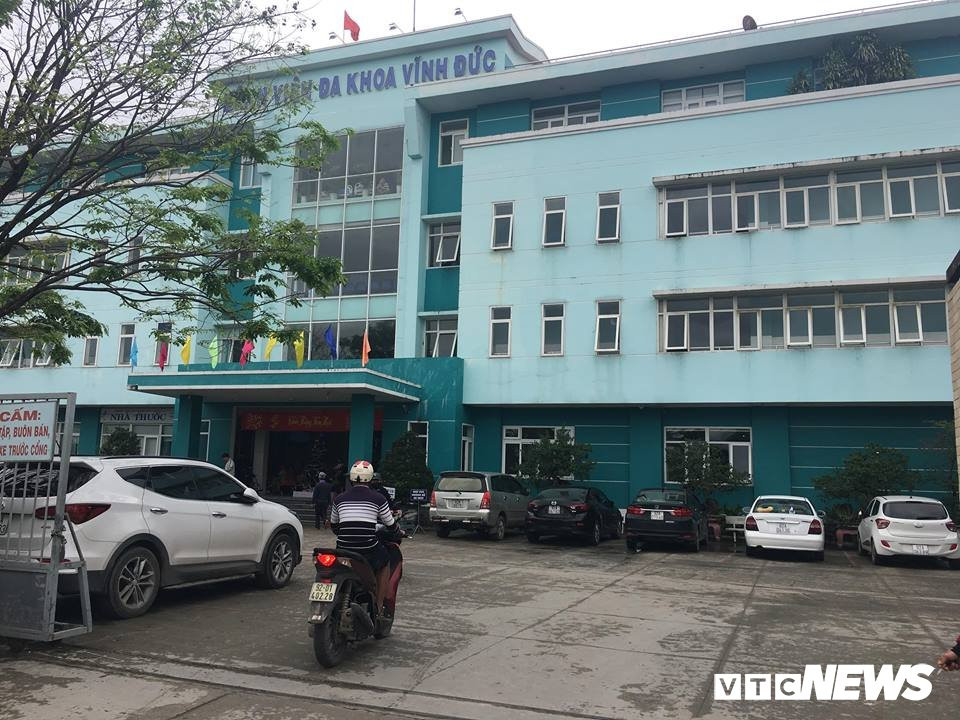 49213112_238766956999479_590350852632346624_n