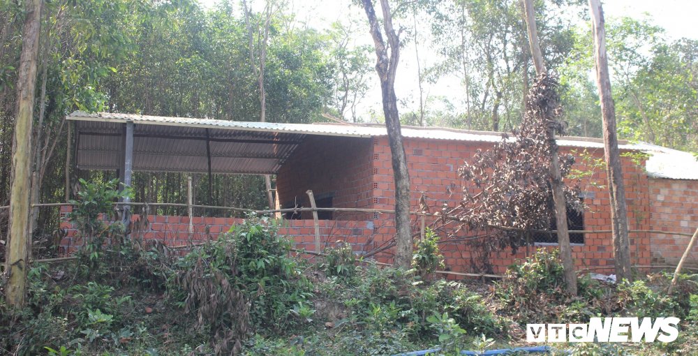 Xay dung trai phep (4) 14