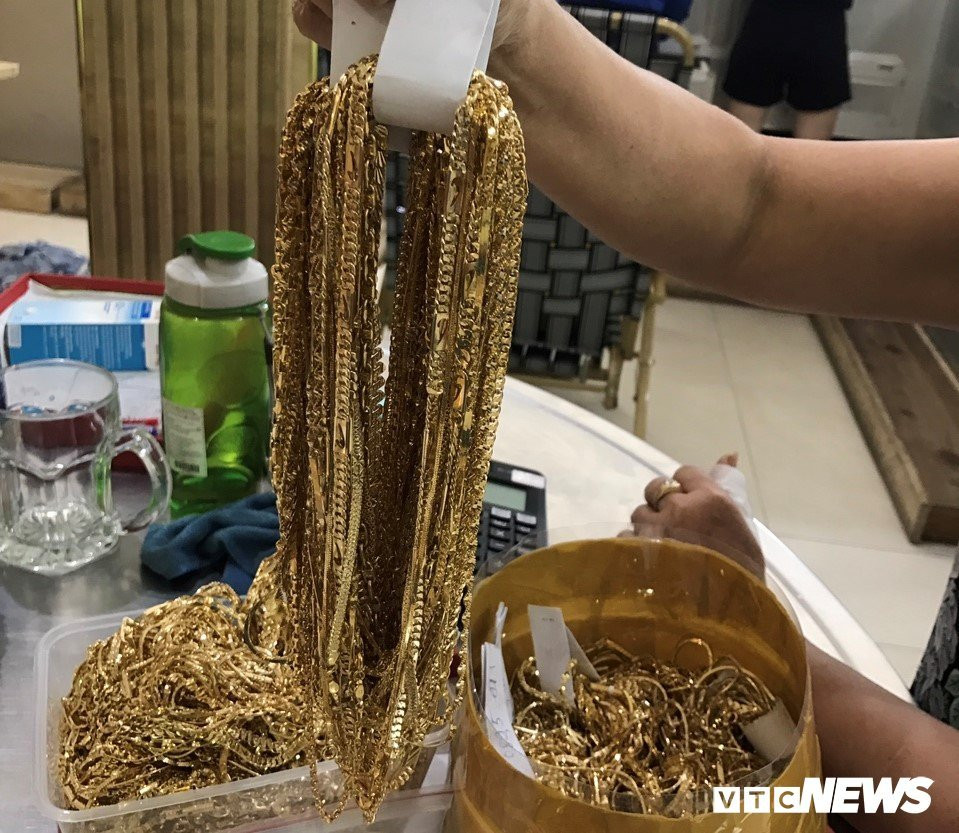 vang-1712301-1138362