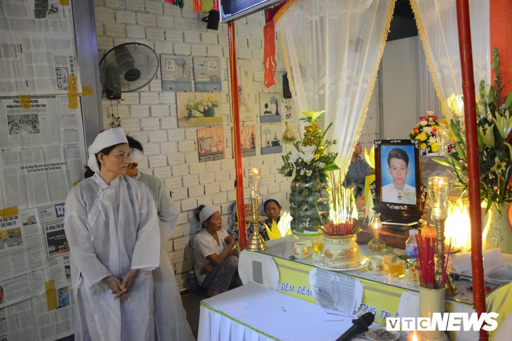 Anh-Nam-thanh-nien-xa-than-cuu-nguoi 3 3