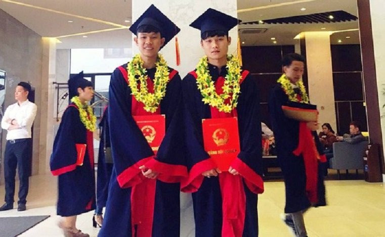 Anh-Nam-thanh-nien-xa-than-cuu-nguoi 6