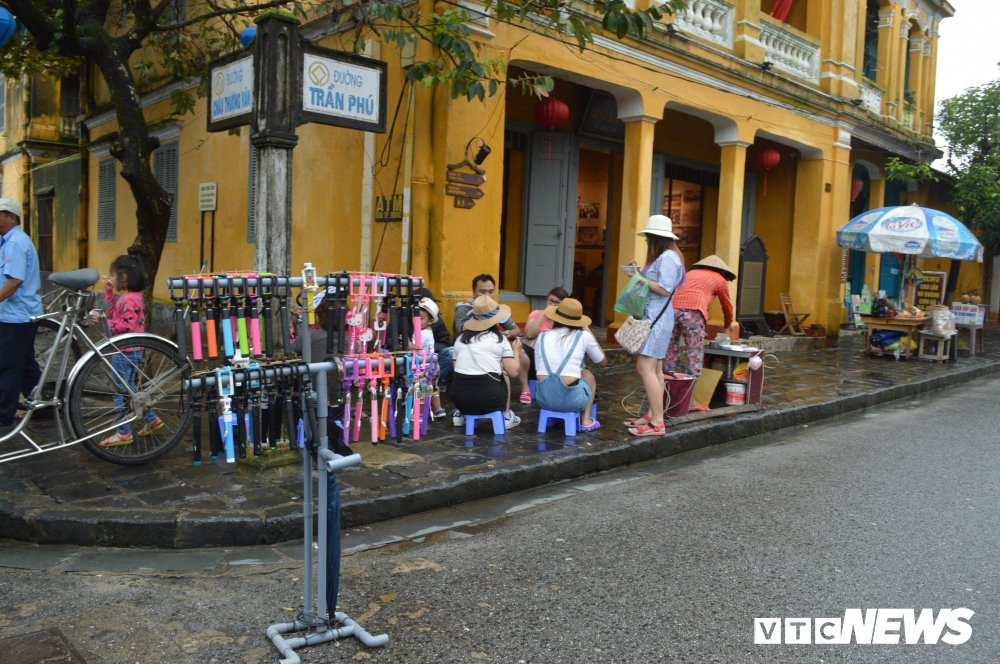 anh-Hoi-An-dep-tieng-on-hang-rong (5) 3