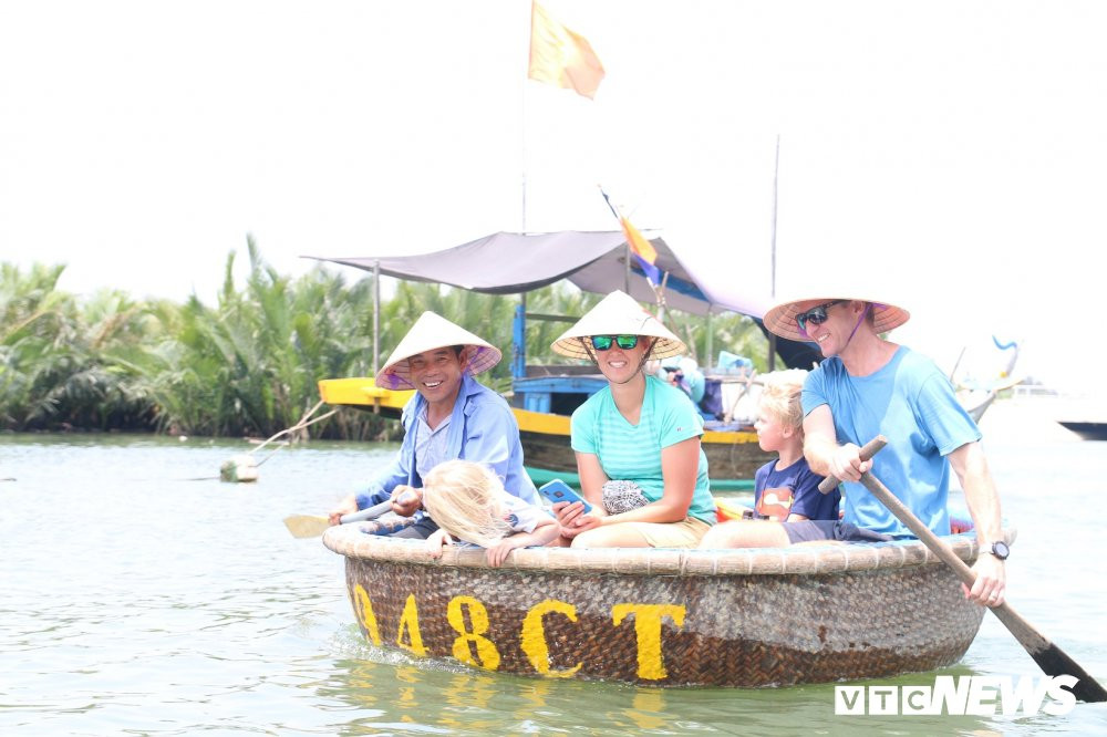 4 Rung-dua-Bay-Mau (47) 4