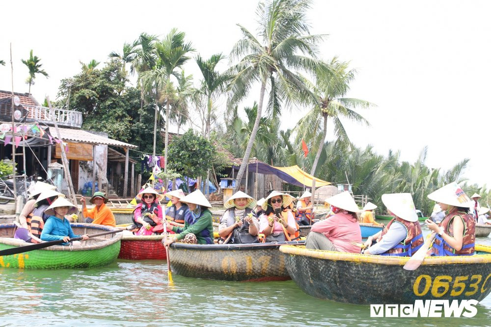 5 Rung-dua-Bay-Mau (44) 5