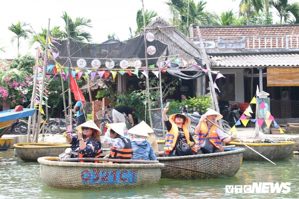 9 Rung-dua-Bay-Mau (49) 15