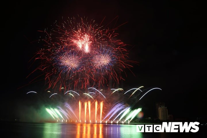 Phao-hoa-Phan-Lan (2)