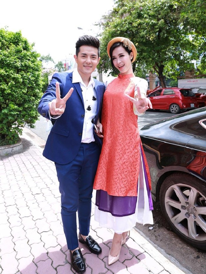 dong-nhi-ao-dai-1 12