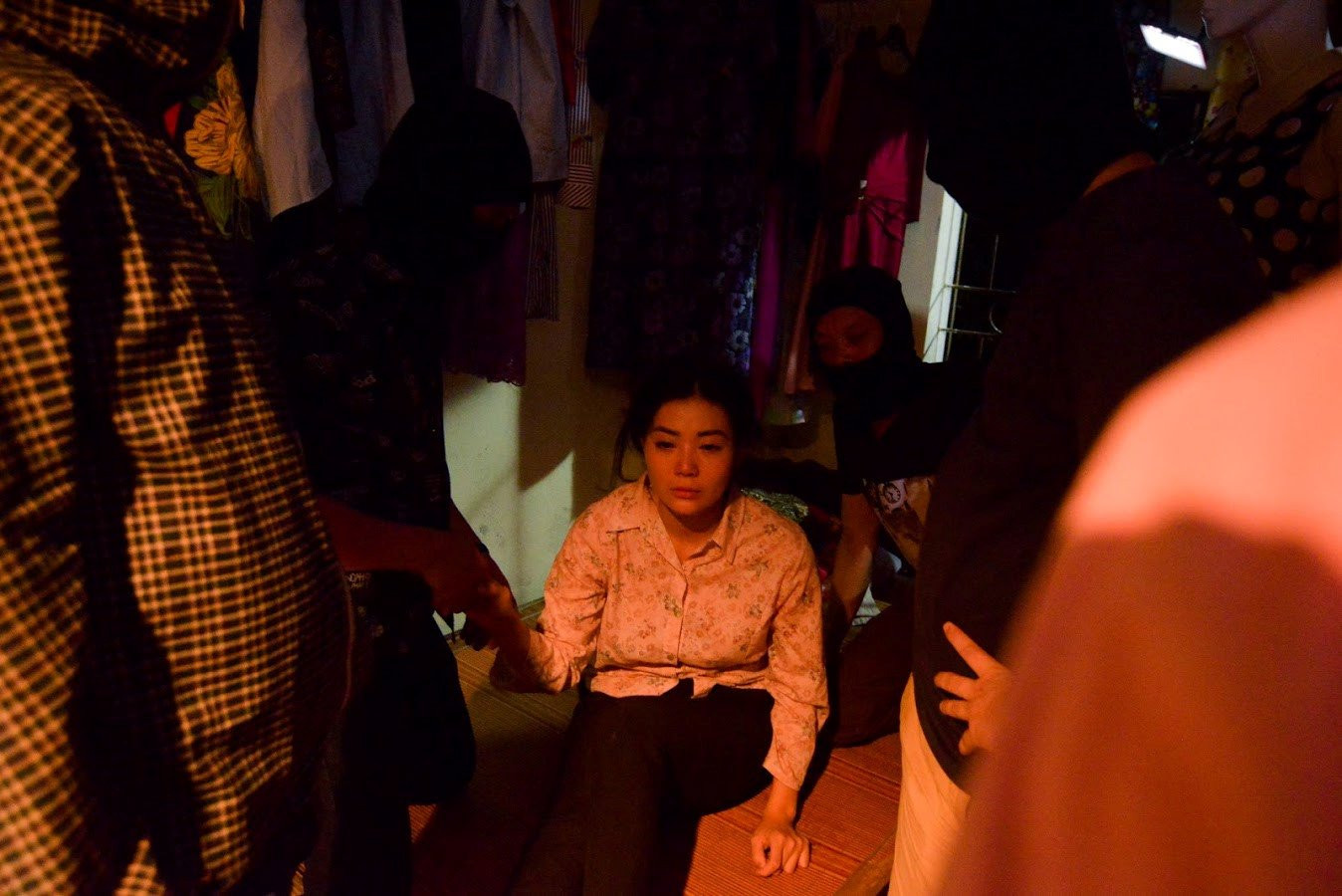 24 gio voi canh quay danh dap phu nu, cuong hiep bao luc hinh anh 26