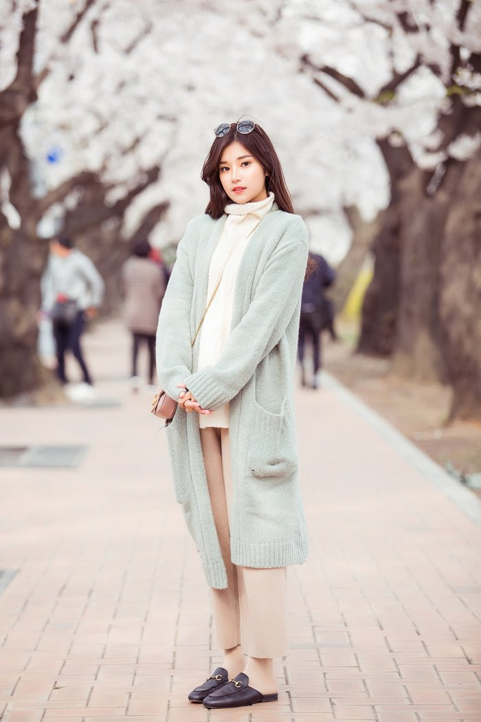 hoang-yen-chibi-khoe-gu-thoi-trang-chang-kem-canh-sao-han-903c4e33 16