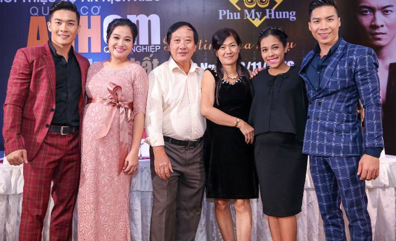 Cha me Quoc Co, Quoc Nghiep: Ca nha khoc, khong ngu duoc vi thuong con hinh anh 1