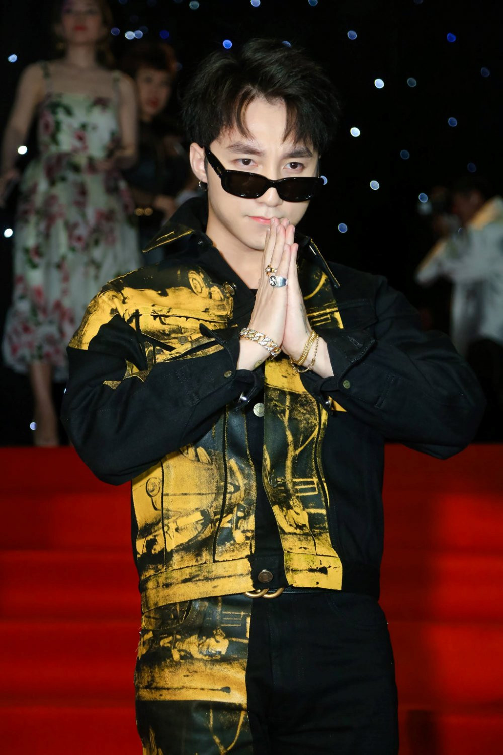 30743536_1529092520535489_3545684039027392512_n