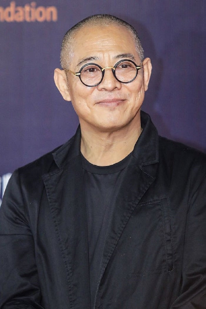 jet_hoch_generic_medium-0043491 6